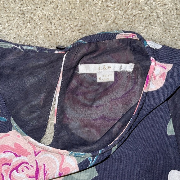 PRICE REDUCED!! Worn once! Size small floral dress - Picture 4 of 5